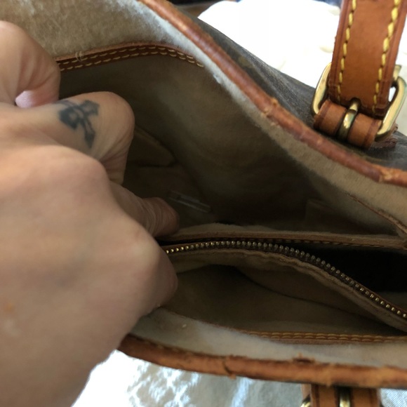 Louis Vuitton Bucket PM - Picture 4 of 8